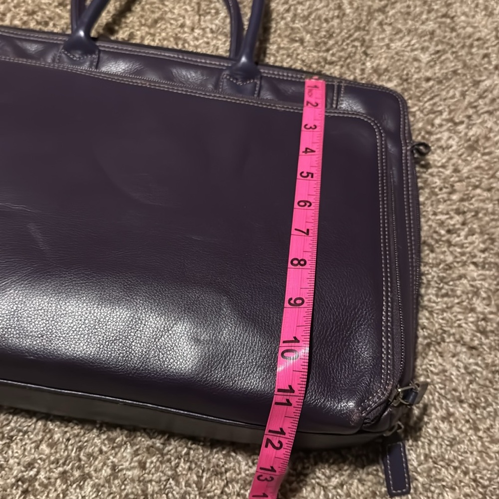 Gorgeous Levenger grape purple leather laptop bag / business tote - EUC! - Picture 12 of 13